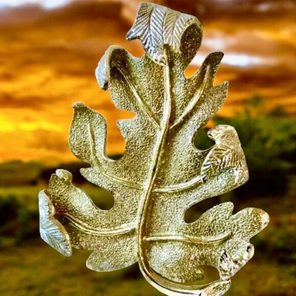 SARAH COVENTRY Vintage Oak Leaf Brooch Gold & Silver Tone Textured Big… - Picture 3 of 11